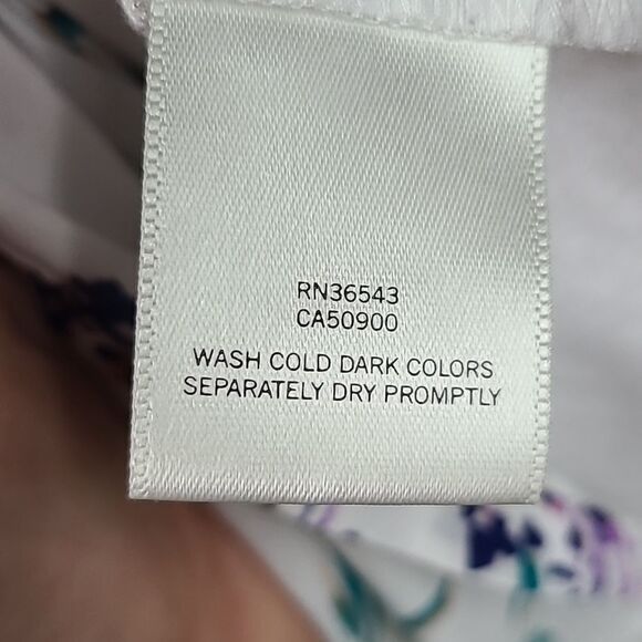 Van Heusen Women's Floral Chiffon Mixed Media Knit Top 3/4 Sleeve Henley Blouse - Picture 6 of 7